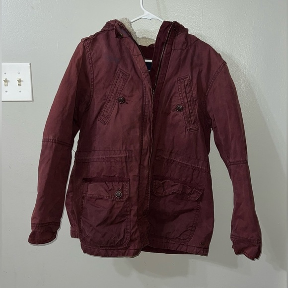 American Eagle Outfitters winter coat. Size medium in burgundy. - Picture 1 of 7